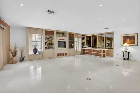 2101 Nw 25th Street Boca Raton FL 33431