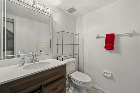 3852 Se Jefferson Street Stuart FL 34997