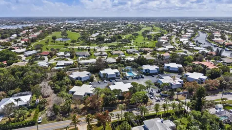3852 Se Jefferson Street Stuart FL 34997