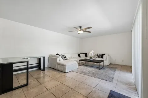 3852 Se Jefferson Street Stuart FL 34997