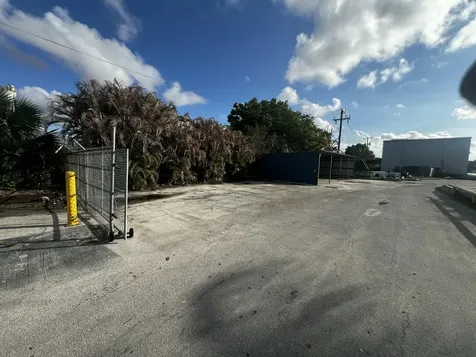 17250 SW Railroad Avenue Indiantown FL 34956
