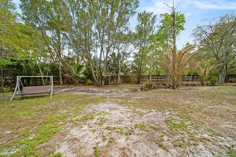 18098 93rd Road The Acreage FL 33470