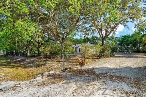 18098 93rd Road The Acreage FL 33470