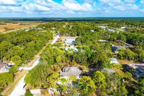 18098 93rd Road The Acreage FL 33470