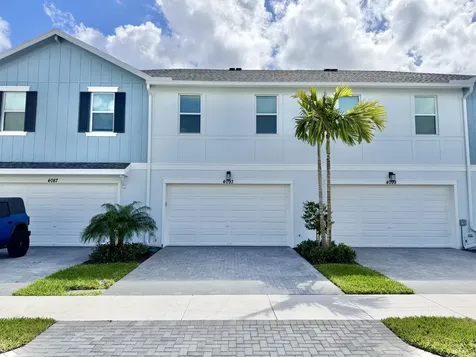 4093 South Longwood Lake Square Westlake FL 33470
