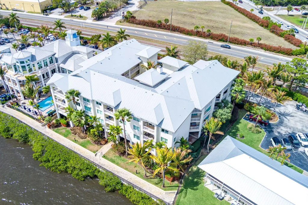 975 Nw Flagler Avenue Stuart FL 34994