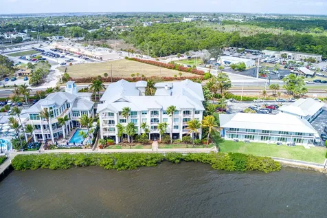 975 Nw Flagler Avenue Stuart FL 34994