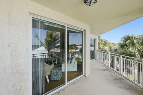 975 Nw Flagler Avenue Stuart FL 34994