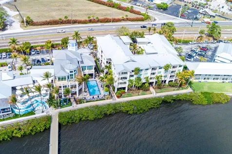 975 Nw Flagler Avenue Stuart FL 34994