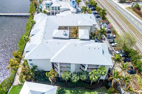 975 Nw Flagler Avenue Stuart FL 34994