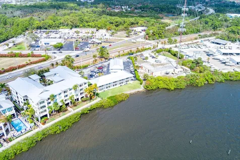 975 Nw Flagler Avenue Stuart FL 34994