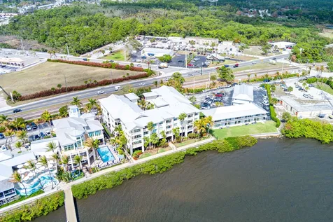 975 Nw Flagler Avenue Stuart FL 34994