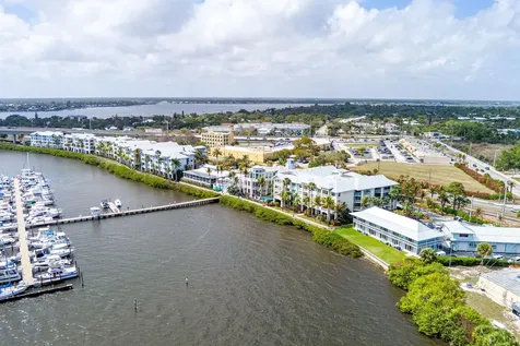 975 Nw Flagler Avenue Stuart FL 34994