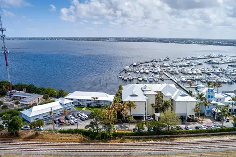 975 Nw Flagler Avenue Stuart FL 34994