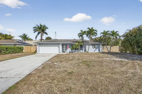 9774 Jonquil Circle Palm Beach Gardens FL 33410