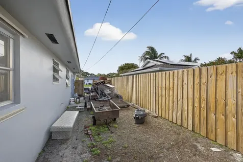 9774 Jonquil Circle Palm Beach Gardens FL 33410