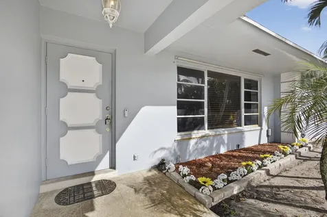 9774 Jonquil Circle Palm Beach Gardens FL 33410