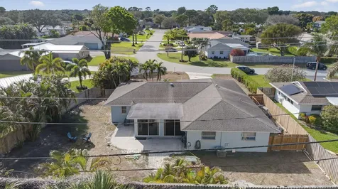9774 Jonquil Circle Palm Beach Gardens FL 33410