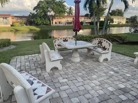183 Dorchester West Palm Beach FL 33417