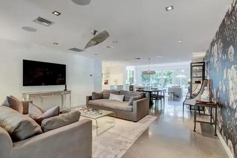 717 NE 1st Court Delray Beach FL 33483