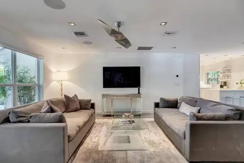 717 NE 1st Court Delray Beach FL 33483