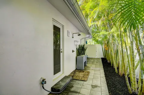 717 NE 1st Court Delray Beach FL 33483
