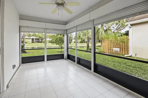 7660 Kings Ride Boynton Beach FL 33436