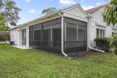 7660 Kings Ride Boynton Beach FL 33436