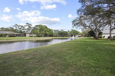 7660 Kings Ride Boynton Beach FL 33436