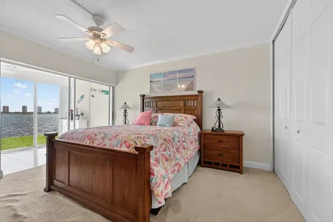 100 Wettaw Lane North Palm Beach FL 33408