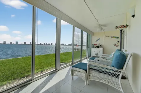 100 Wettaw Lane North Palm Beach FL 33408