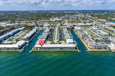 100 Wettaw Lane North Palm Beach FL 33408