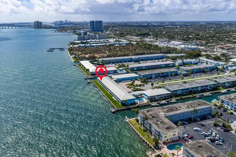 100 Wettaw Lane North Palm Beach FL 33408