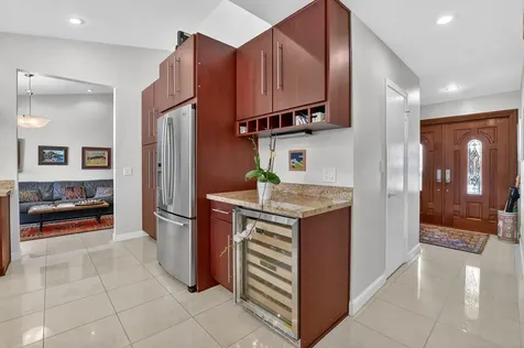 1966 Sw 8th Avenue Boca Raton FL 33486