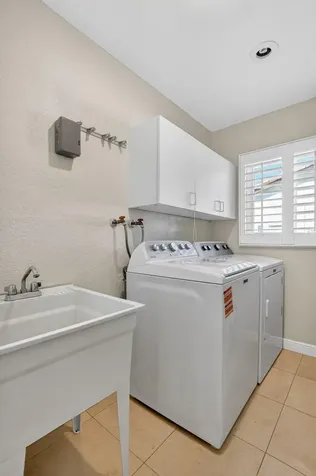 1966 Sw 8th Avenue Boca Raton FL 33486