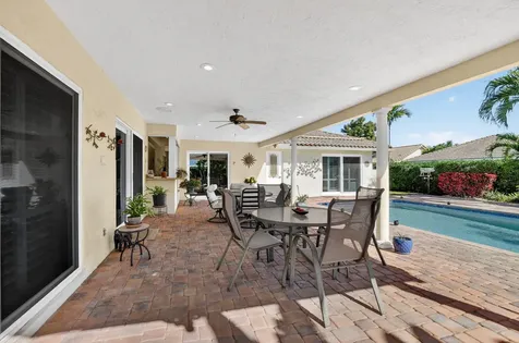 1966 Sw 8th Avenue Boca Raton FL 33486