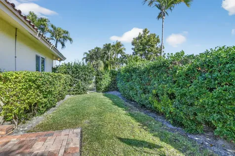 1966 Sw 8th Avenue Boca Raton FL 33486