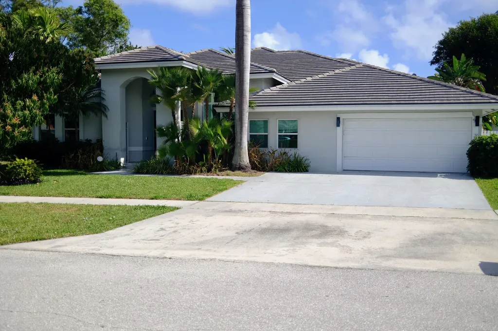 7354 Fairway Trail Boca Raton FL 33487