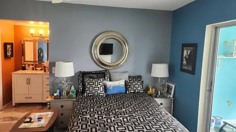 304 Wellington E West Palm Beach FL 33417
