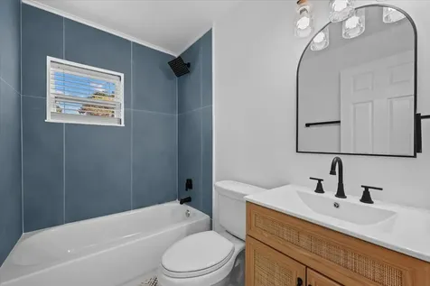 2585 Lorraine Court North Palm Beach FL 33403