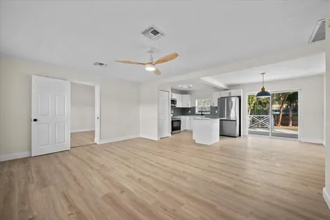 2585 Lorraine Court North Palm Beach FL 33403