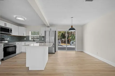 2585 Lorraine Court North Palm Beach FL 33403