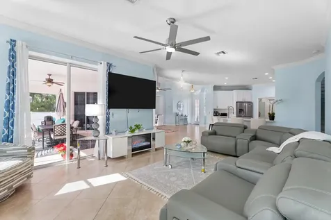 5806 Nw Rose Petal Court Port Saint Lucie FL 34986