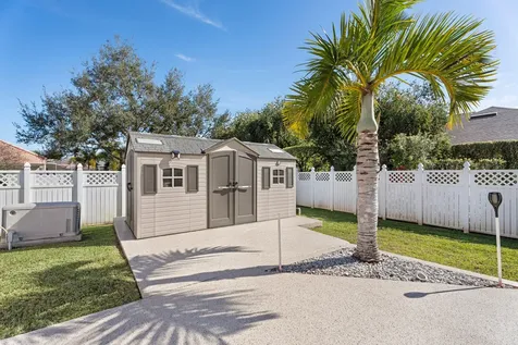 5806 Nw Rose Petal Court Port Saint Lucie FL 34986