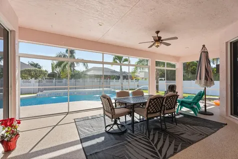 5806 Nw Rose Petal Court Port Saint Lucie FL 34986