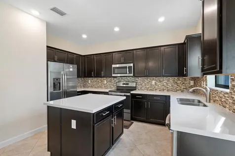 5643 Sandbirch Way Lake Worth FL 33463