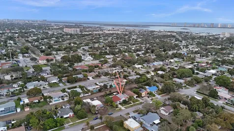 525 Evergreen Drive Lake Park FL 33403
