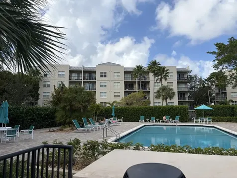 27 Royal Palm Way Boca Raton FL 33432