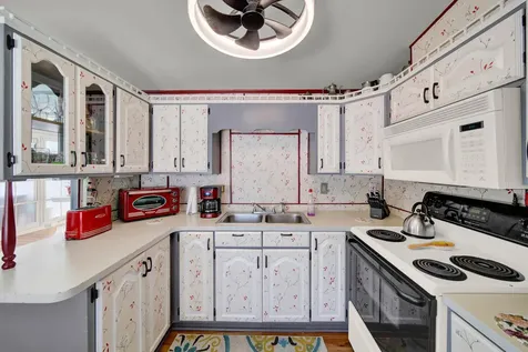 976 Nettles Boulevard Jensen Beach FL 34957