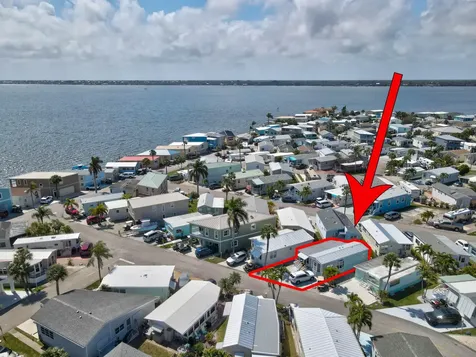 976 Nettles Boulevard Jensen Beach FL 34957